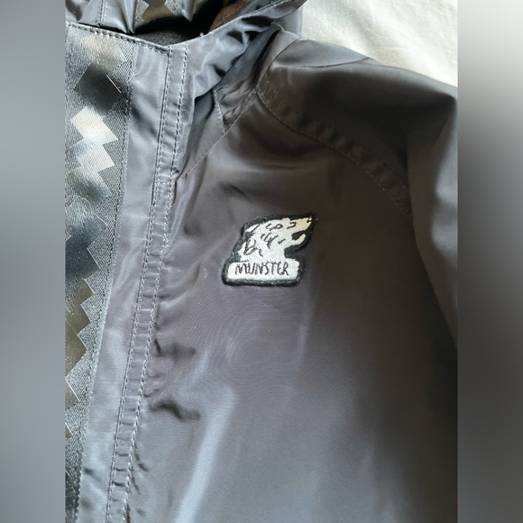 Munster Kids Camo jacket, size 10 - Picture 5 of 11